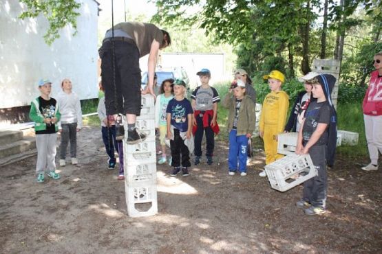 Grafika #7: BAZA OBOZOWA "RÓŻA WIATRÓW" W SZKLANEJ HUCIE grafika