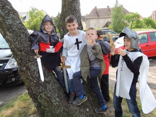  Grafika #2: POKAZY LĘBORSKIEJ DRUŻYNY ŁUCZNICZEJ grafika