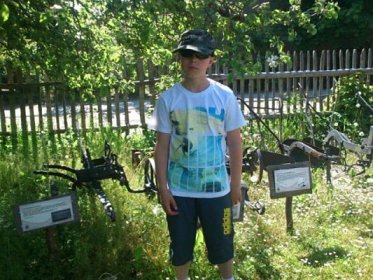  Grafika #1: WYCIECZKA TRZECIOKLASISTÓW DO WSI NADOLE grafika