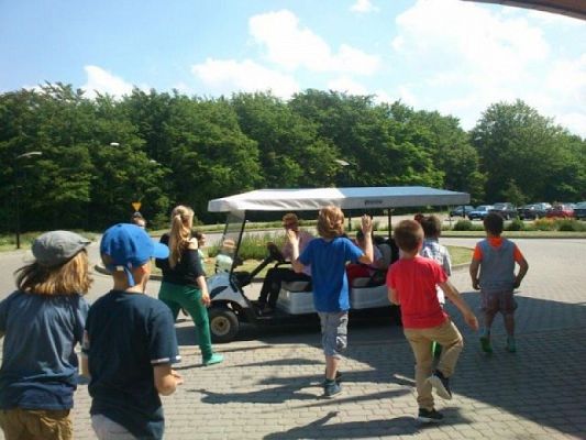  Grafika #10: WYCIECZKA TRZECIOKLASISTÓW DO WSI NADOLE grafika