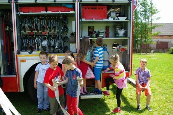  Grafika #5: WIZYTA STRAŻAKÓW W NASZEJ SZKOLE grafika