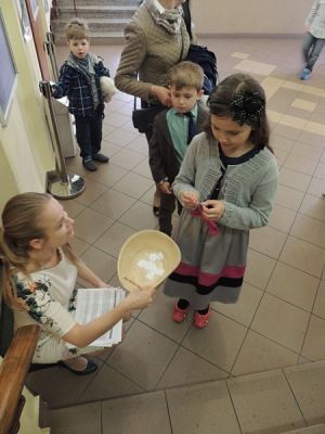  Grafika #1: FINAŁ II POWIATOWEGO KONKURSU RECYTATORSKIEGO WIOSENNY POWIEW POEZJI grafika