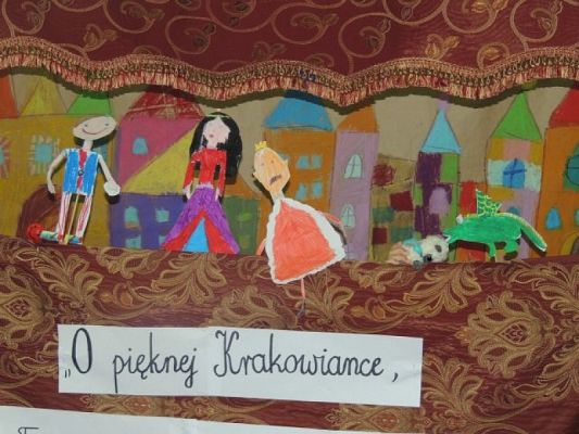  Grafika #1: BAJKA O PIĘKNEJ KRAKOWIANCE, STRASZNYM SMOKU I DZIELNYM KUBIE, CZYLI AMATORSKI TEATRZYK KUKIEŁKOWY W PIERWSZEJ KLASIE grafika