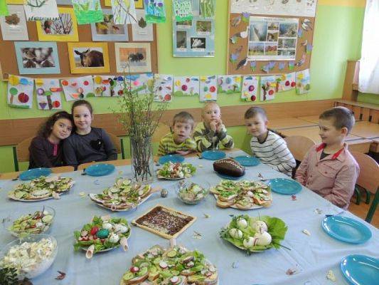  Grafika #3: PISANKI, PISANKI, JAJKA KOLOROWE CZYLI WIELKANOC W SZKOLE grafika