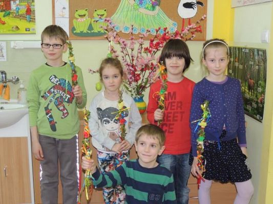  Grafika #0: A ŚWIĘTA TUŻ, TUŻ … grafika