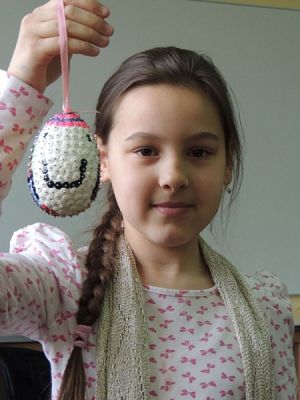  Grafika #6: A ŚWIĘTA TUŻ, TUŻ … grafika