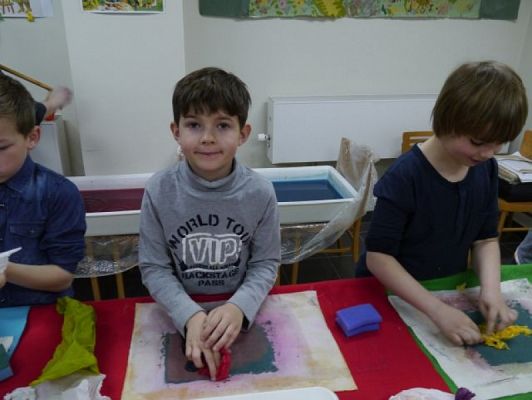  Grafika #5: WARSZTATY W MUZEUM - RĘCZNE CZERPANIE PAPIERU grafika