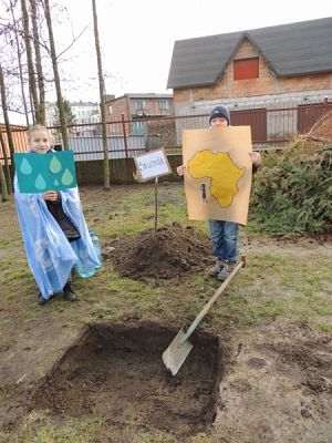  Grafika #1: KOPANIE STUDNI grafika