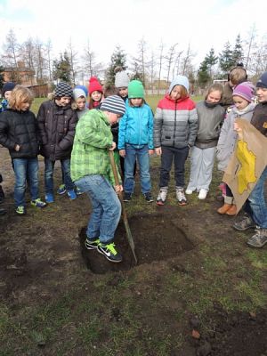  Grafika #3: KOPANIE STUDNI grafika