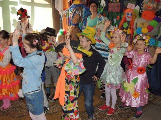  Grafika #3: WIOSNA, WIOSNA, WIOSNA, ACH TO TY… grafika