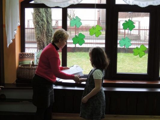  Grafika #1: SZKOLNE ELIMINACJE DO KONKURSU RECYTATORSKIEGO WIOSENNY POWIEW POEZJI grafika