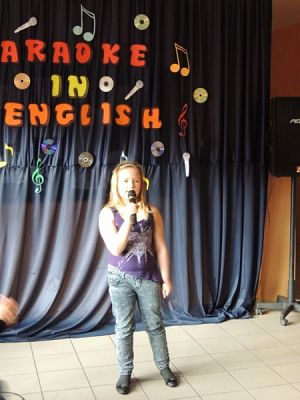  Grafika #6: KARAOKE IN ENGLISH grafika