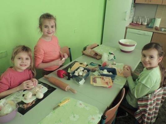  Grafika #3: MIĘDZYNARODOWY DZIEŃ PIZZY grafika