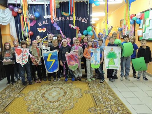  Grafika #0: NOC W SZKOLE grafika