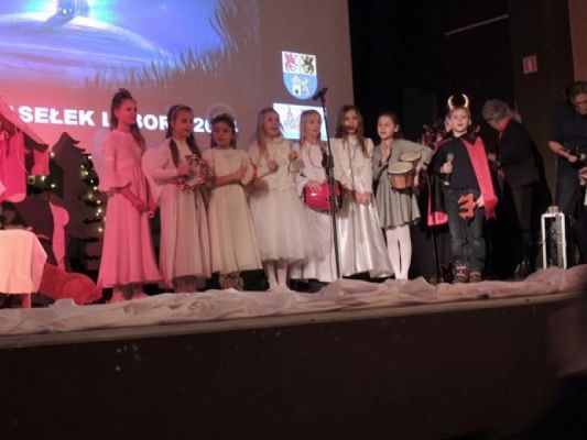  Grafika #3: II MIEJSCE W X MIEJSKIM PRZEGLĄDZIE JASEŁEK grafika