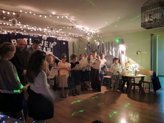  Grafika #3: XI MIEJSKI KONKURS KOLĘD I PASTORAŁEK DLA DZIECI Z KLAS DRUGICH grafika