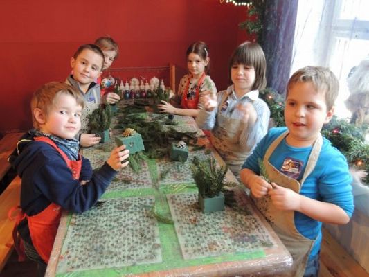  Grafika #10: PIERWSZAKI U ŚWIĘTEGO MIKOŁAJA W DRZEWINIE grafika