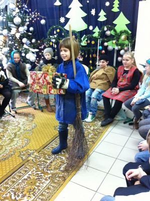  Grafika #3: JASEŁKA BŁĘKITNY PREZENT grafika