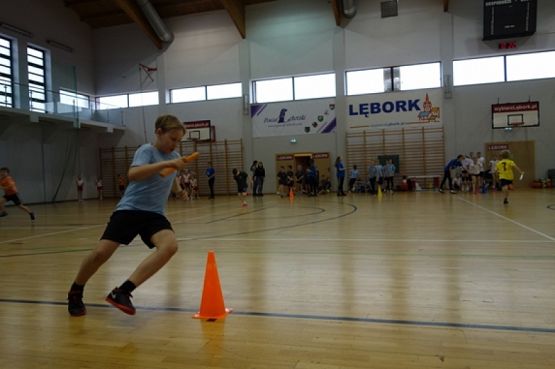  Grafika #1: MIEJSKIE ZAWODY SPORTOWE DLA SZKÓŁ PODSTAWOWYCH Baw się razem z nami grafika