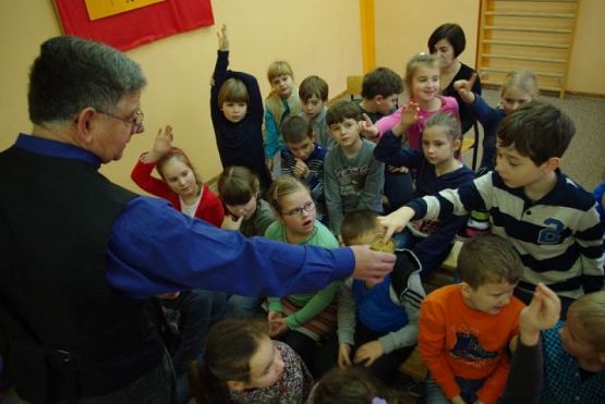  Grafika #3: WIZYTA PANA PSZCZELARZA grafika