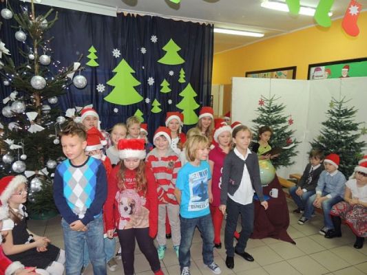  Grafika #5: 6 GRUDNIA – JAK DOBRZE WIECIE, ŚWIĘTY MIKOŁAJ CHODZI PO ŚWIECIE grafika