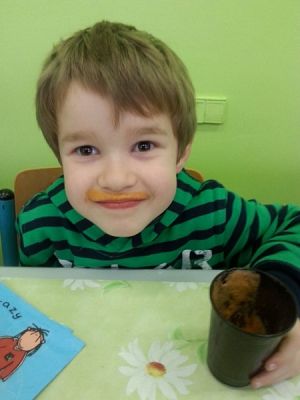  Grafika #0: "CIASTECZKO NIESPODZIANKA" grafika