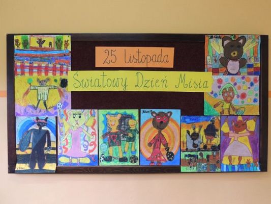  Grafika #0: "CZY TO WCZORAJ, CZY TO DZIŚ, WSZYSTKIM JEST POTRZEBNY MIŚ" - 25 LISTOPADA - ŚWIATOWY DZIEŃ MISIA grafika