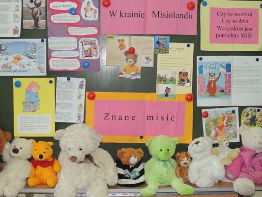  Grafika #15: "CZY TO WCZORAJ, CZY TO DZIŚ, WSZYSTKIM JEST POTRZEBNY MIŚ" - 25 LISTOPADA - ŚWIATOWY DZIEŃ MISIA grafika