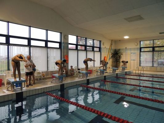  Grafika #4: MISTRZOSTWA LĘBORKA SZKÓŁ PODSTAWOWYCH I GIMNAZJÓW W INDYWIDUALNYCH ZAWODACH PŁYWACKICH grafika