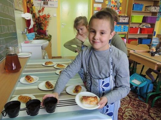  Grafika #12: ZAJĘCIA KULINARNE W KLASIE I B grafika