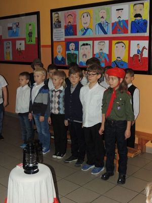  Grafika #4: UROCZYSTY APEL Z OKAZJI 95-TEJ ROCZNICY ODZYSKANIA NIEPODLEGŁOŚCI grafika