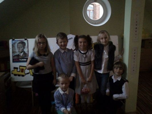  Grafika #3: ROZSTRZYGNIĘCIE KONKURSU PIĘKNEGO CZYTANIA WIERSZY JULIANA TUWIMA ORAZ WIEDZY O ŻYCIU I TWÓRCZOŚCI AUTORA grafika