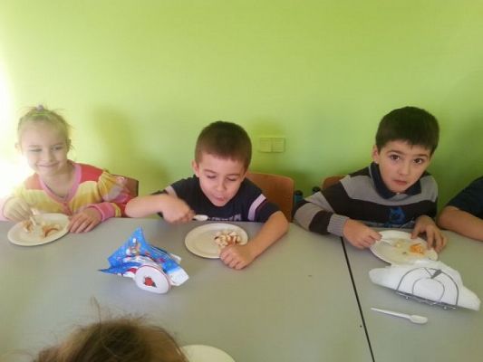  Grafika #2: OWOCOWY DESER W KLASIE Ia grafika