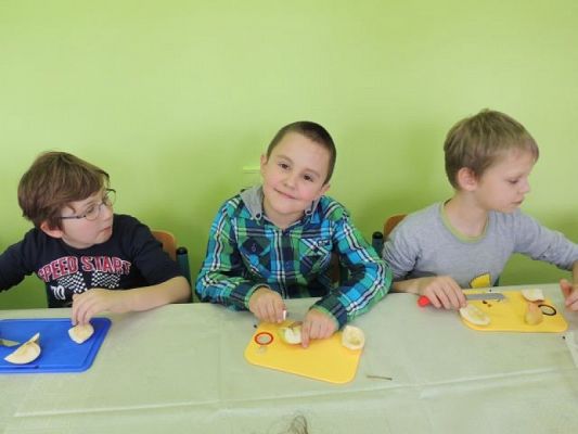  Grafika #1: CIASTECZKA FRANCUSKIE Z "CYNAMONOWYM POSMAKIEM" grafika