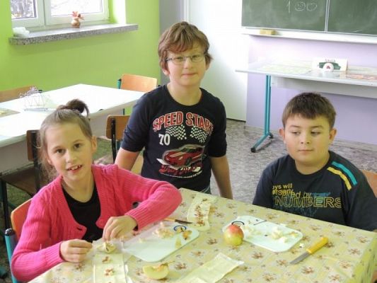  Grafika #4: CIASTECZKA FRANCUSKIE Z "CYNAMONOWYM POSMAKIEM" grafika