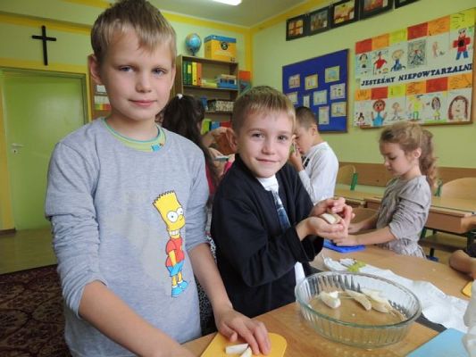  Grafika #6: "WITAMINKI" W KLASIE Ib grafika