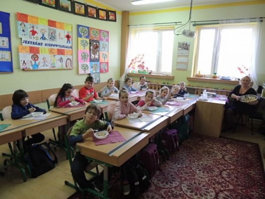  Grafika #7: "WITAMINKI" W KLASIE Ib grafika