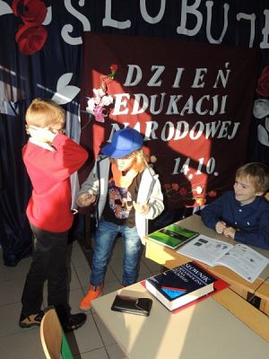  Grafika #4: DZIEŃ EDUKACJI NARODOWEJ grafika