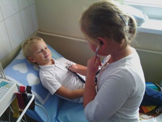  Grafika #3: WIZYTA W OŚRODKU ZDROWIA grafika