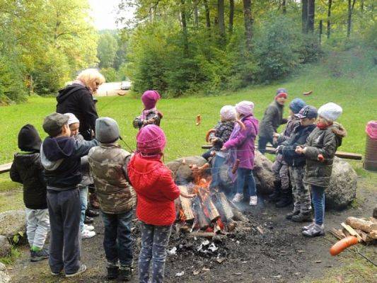  Grafika #7: WYJAZD INTEGRACYJNY KLAS PIERWSZYCH grafika