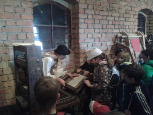  Grafika #4: WYCIECZKA DO ZAMKU KRZYŻACKIEGO W GNIEWIE grafika