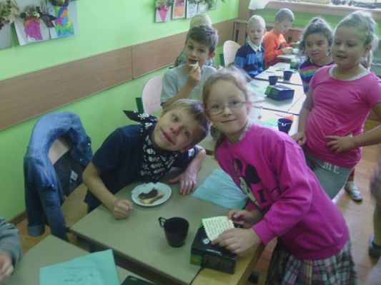  Grafika #9: DZIEŃ CHŁOPAKA grafika