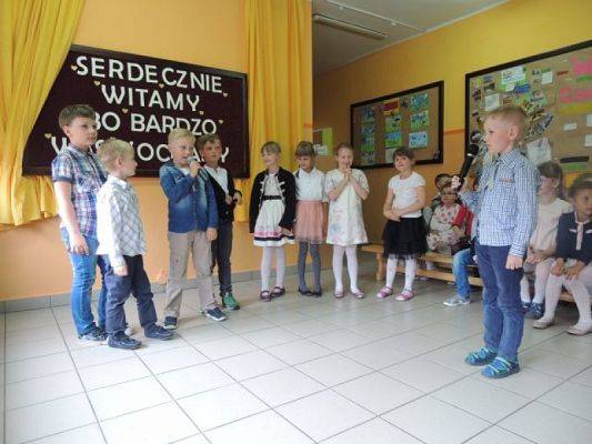  Grafika #3: Serdecznie witamy, bo bardzo Was kochamy grafika