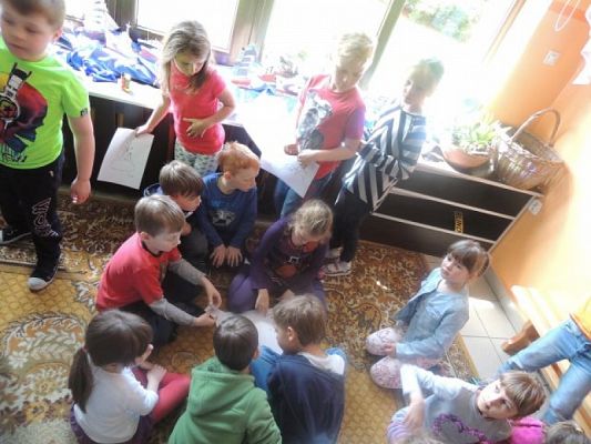  Grafika #8: Zajęcia z pedagogiem szkolnym dotyczące szkodliwości palenia wyrobów tytoniowych grafika