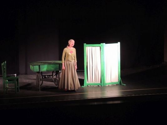  Grafika #0: Wyjście na spektakl pt. Krawiec Niteczka grafika