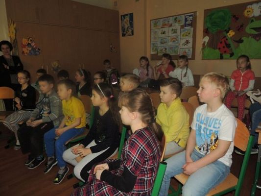  Grafika #9: Fantazja jest dla dzieci grafika