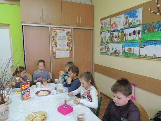  Grafika #3: Tuż przed Wielkanocą grafika