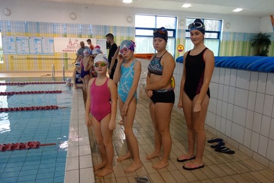  Grafika #2: IGRZYSKA DZIECI W PŁYWANIU DRUŻYNOWYM DZIEWCZĄT I CHŁOPCÓW grafika