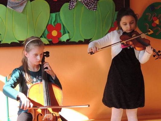  Grafika #2: Koncert na dwa smyczki grafika