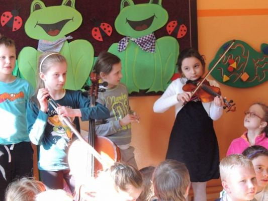  Grafika #6: Koncert na dwa smyczki grafika